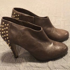 Steve Madden  Brown Leather Booties